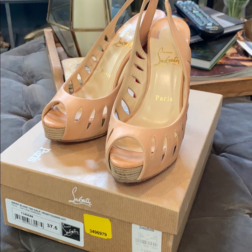 CL Griff Cutout Leather Slingbacks